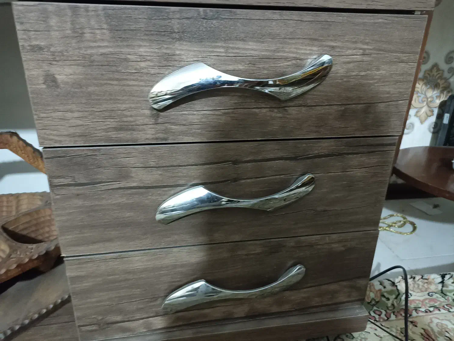 میز تلویزیون سالم و تمیز|میز تلویزیون|پردیس, فاز ۱۱|دیوار