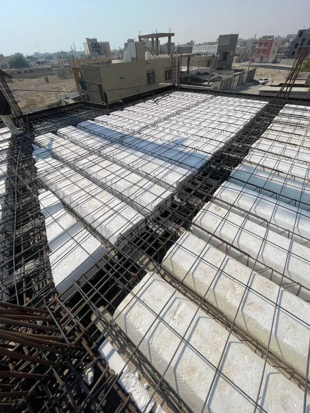 نیازمند نگهبان ۲۴ ساعت ساختمان کنگان|استخدام سرایداری و نظافت|بندر کنگان, |دیوار