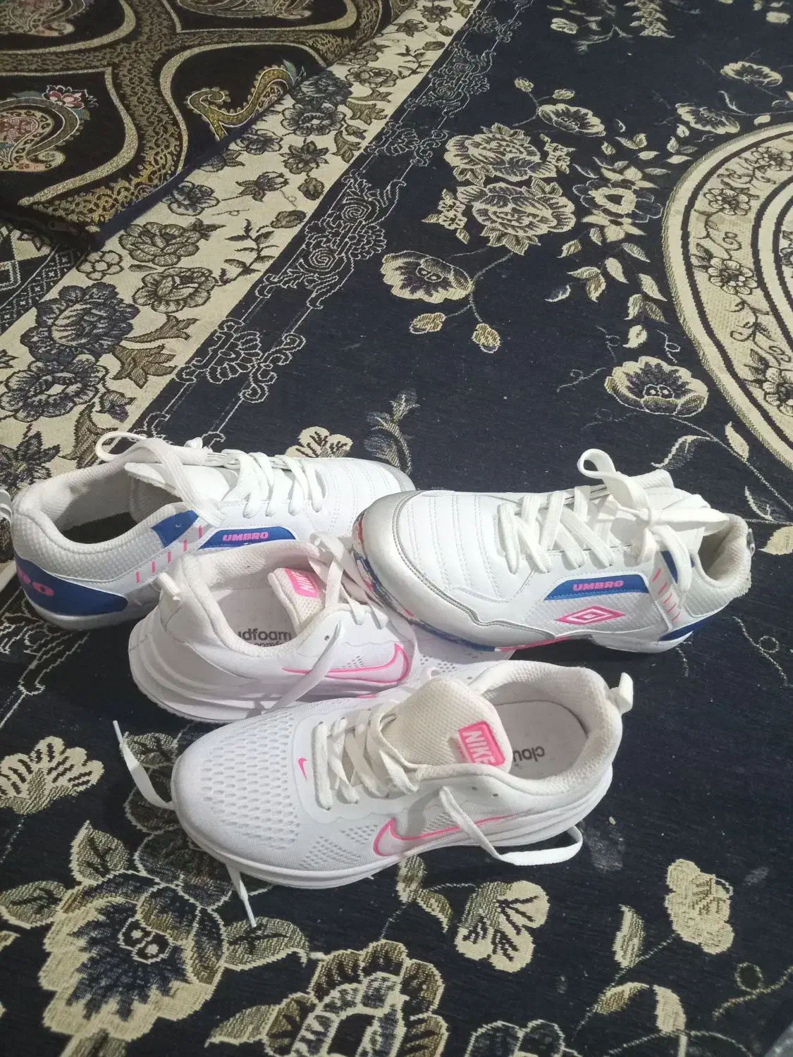 کفش اسپورت زنانه با کفش سالن مردانه|کیف، کفش، کمربند|سیرجان, |دیوار