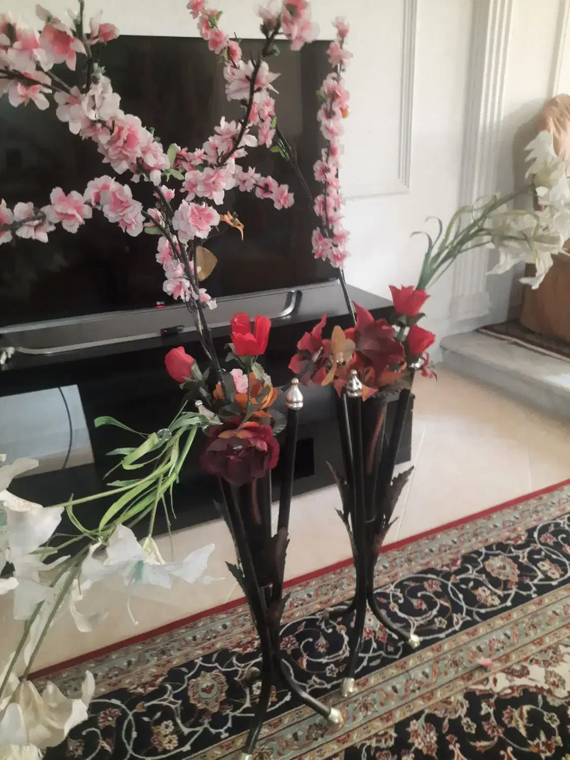 گلدان و گل مصنوعی|گل مصنوعی|بروجرد, |دیوار