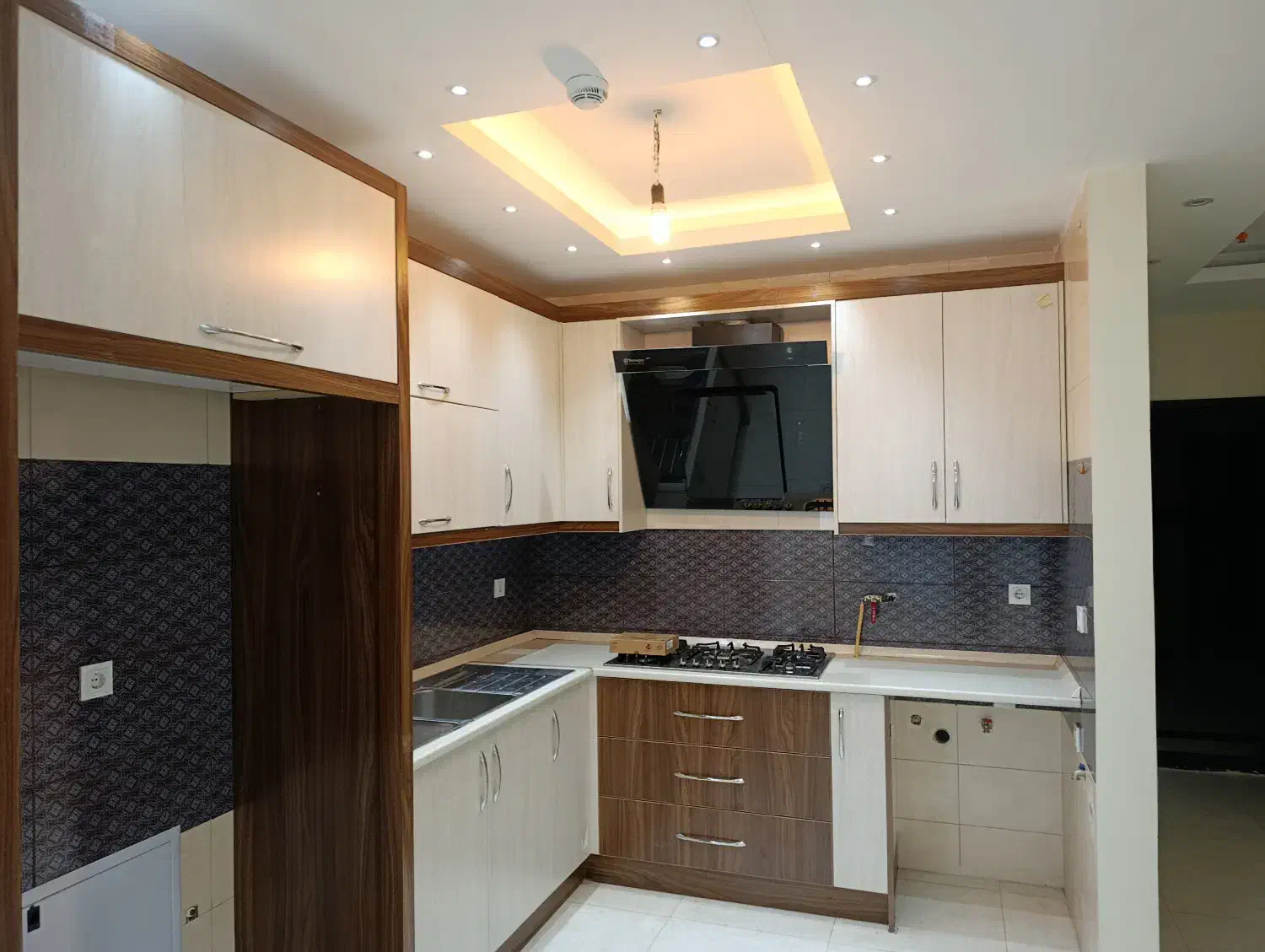 آپارتمان ۹۰ متری|اجارهٔ آپارتمان|اصفهان, شهرک میلاد|دیوار