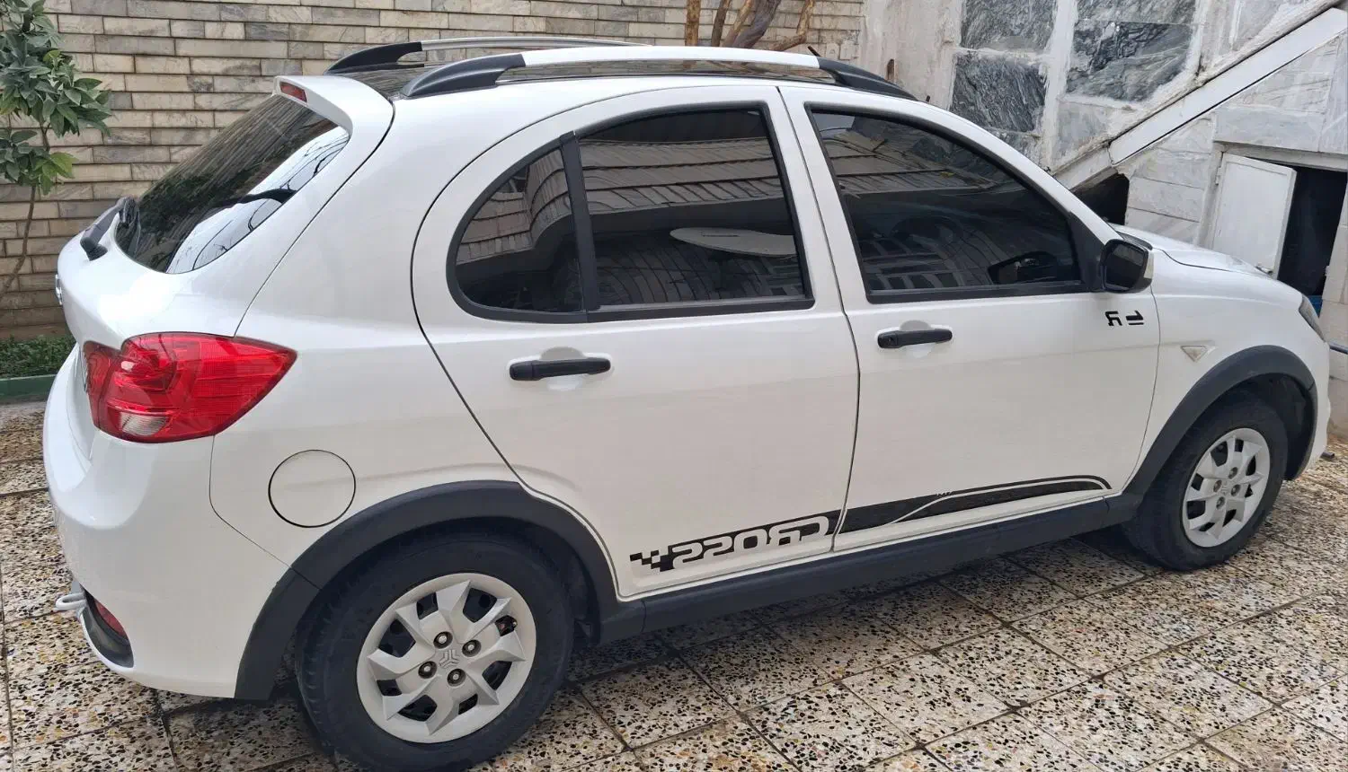 کوییک مدلr ۹۹|خودرو سواری و وانت|خرمآباد, |دیوار