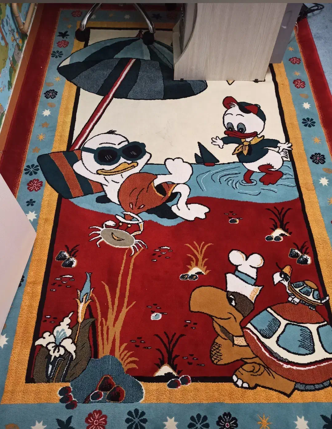 فرش ماشینی اتاق کودک کم کارکرده در حد نو|فرش|تبریز, |دیوار