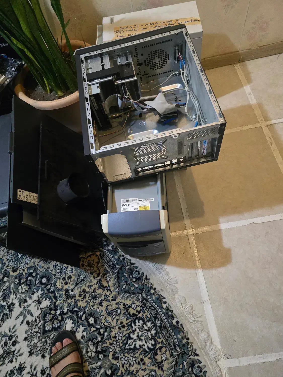 بدنه کیس کارکرده|قطعات و لوازم جانبی رایانه|کیش, |دیوار