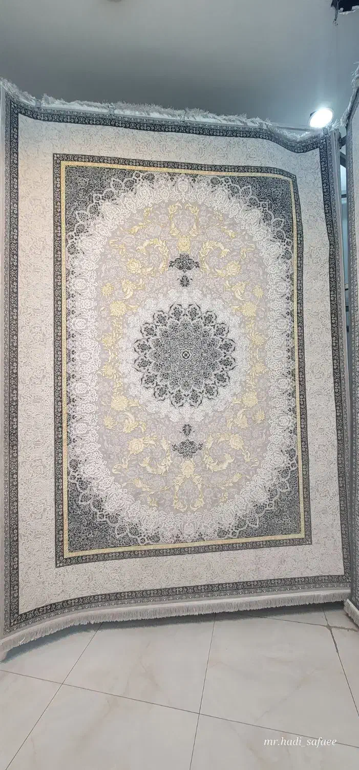 فرش های حراجی به علت تغییر دکور|فرش|مشهد, کوی المهدی|دیوار