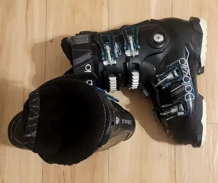 کفش سکی زنانه در حد نو|ورزش‌های زمستانی|تهران, شهرک آسمان|دیوار