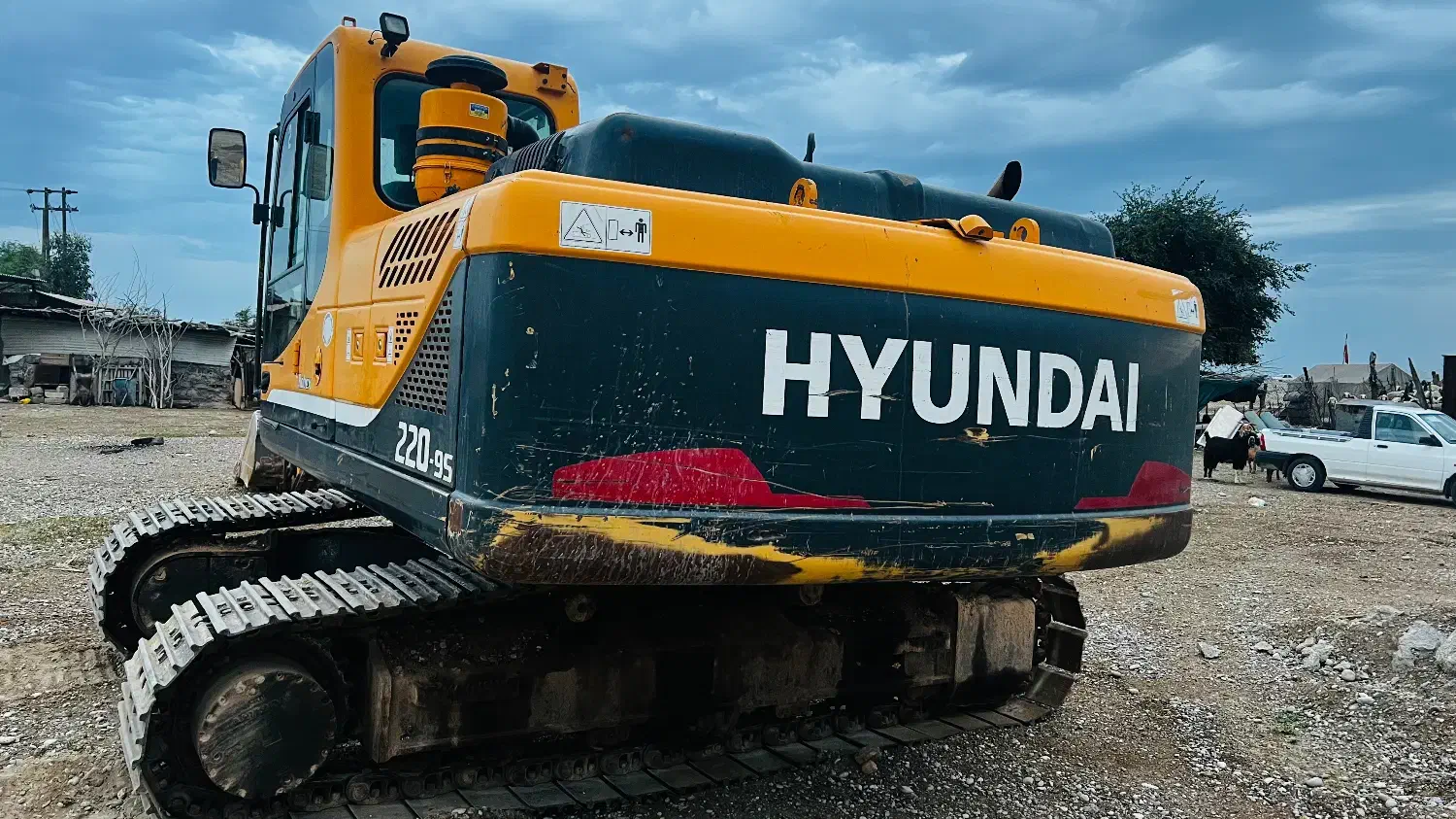بیل مکانیکی هیوندا ۲۲۰ خط ۹ کره اصل|خودرو سنگین|باوی, |دیوار