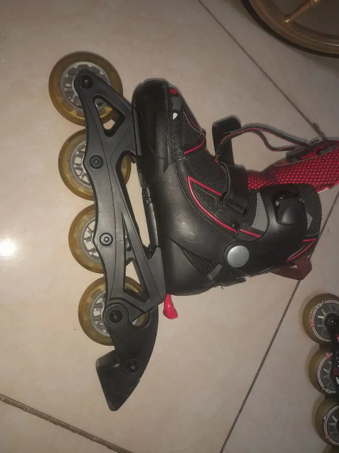 اسکیت باکیفیت مارک فیلا|دوچرخه، اسکیت، اسکوتر|شاهینشهر, عطار|دیوار