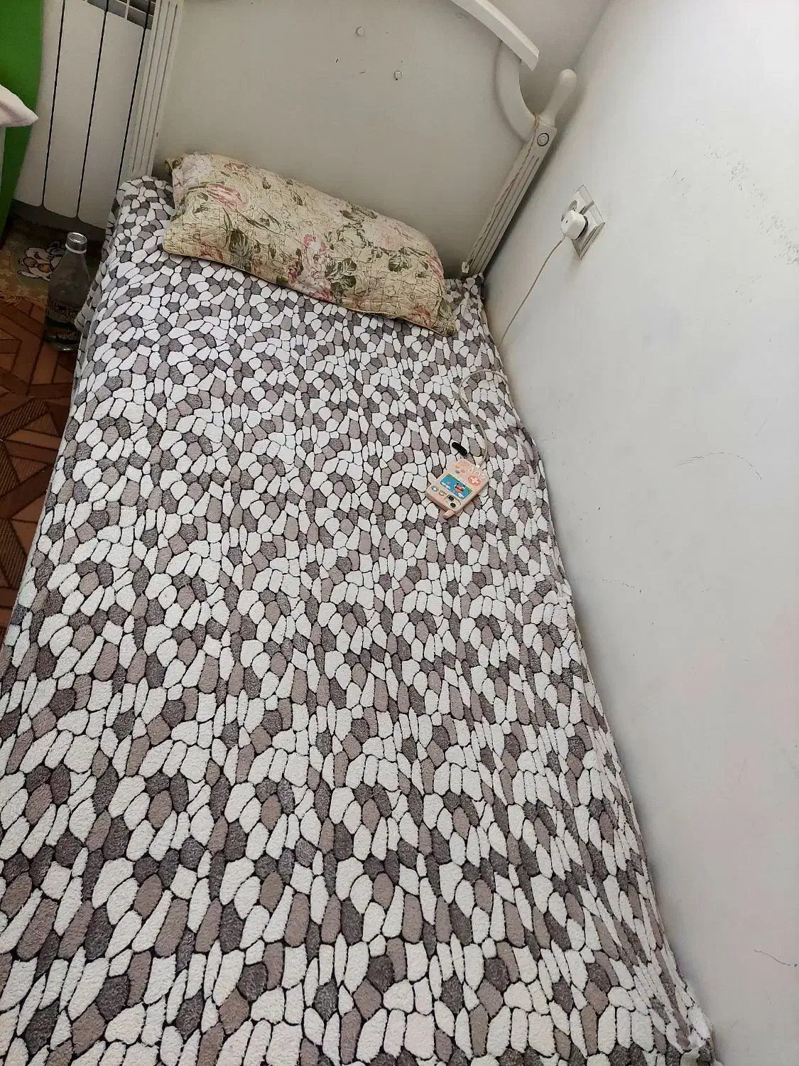 تخت|تشک تختخواب|مشهد, جاهد شهر|دیوار