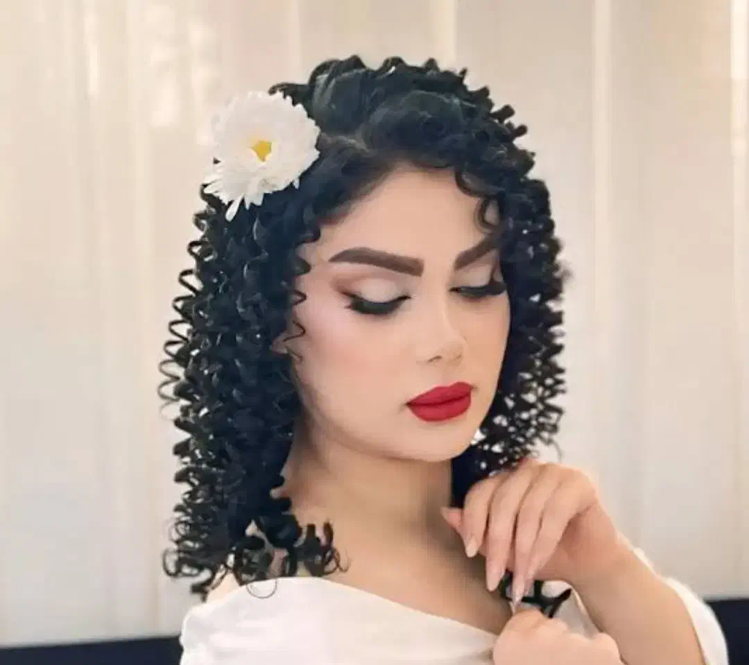 میکاپ و شینیون سیار با معرفی دو همراه تخفیف بگیر|خدمات آرایشگری و زیبایی|شیراز, دروازه قران|دیوار