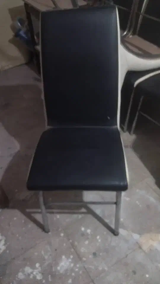 صندلی|صندلی و نیمکت|پیشوا, |دیوار