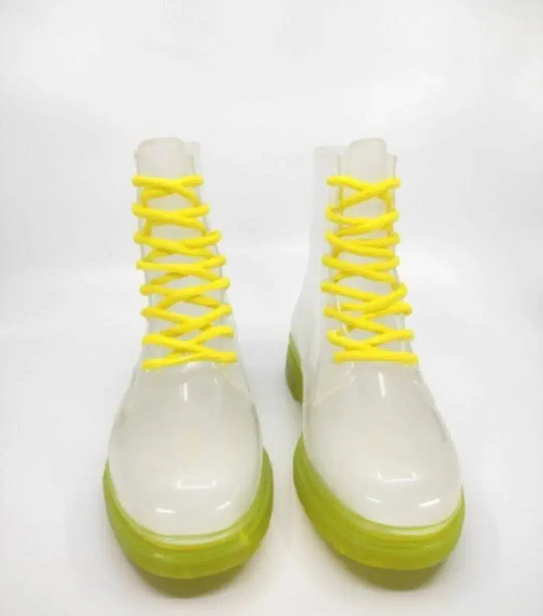 چکمه خارجی ضد آب|کیف، کفش، کمربند|پرند, فاز ۴|دیوار