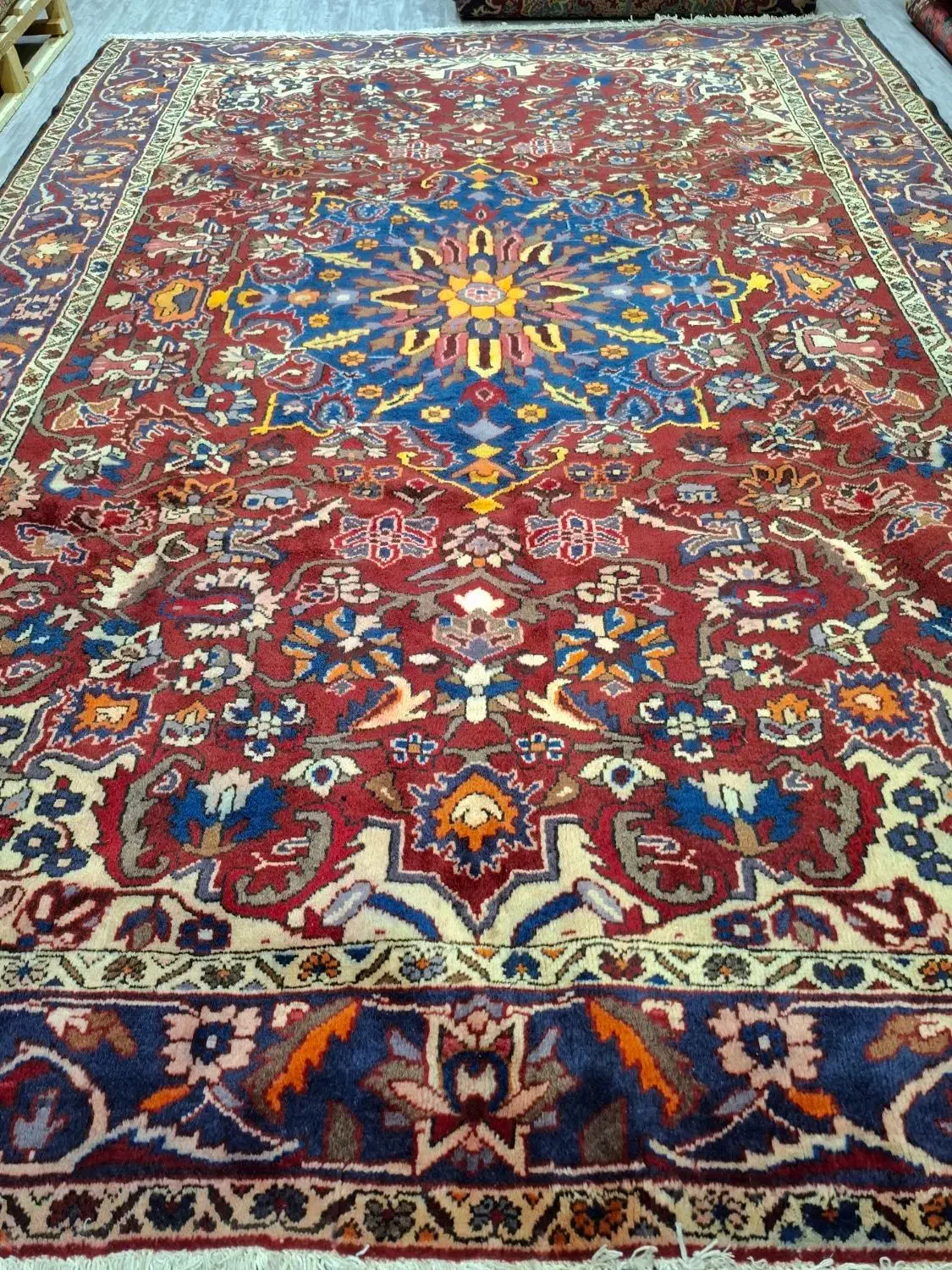 فرش دستباف شش متری 200*320|فرش|تهران, منیریه|دیوار