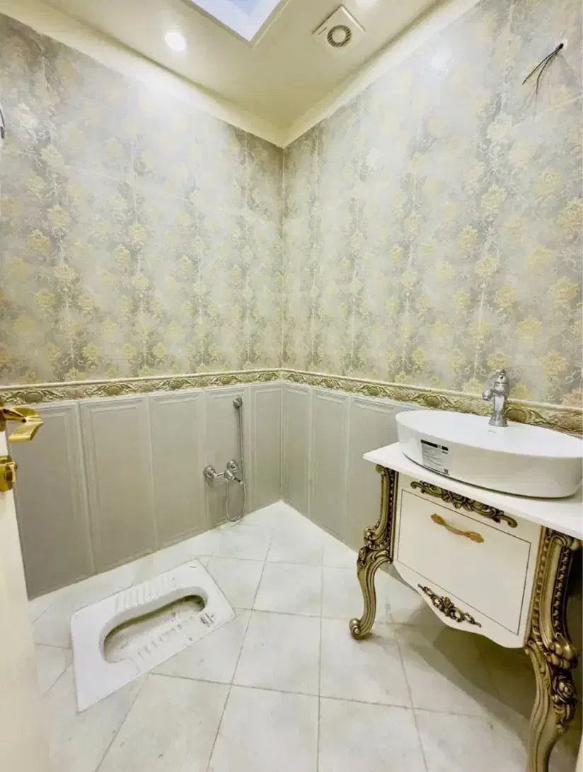 ۱۲۰متر ۲ خواب نوساز فلکه اول تهرانپارس