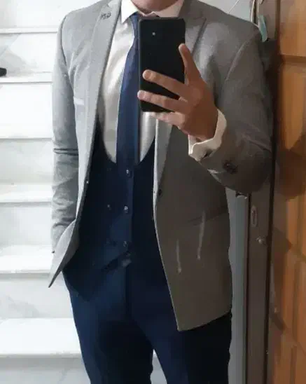 کت تک طوسی روشن|لباس|مرودشت, ژیان|دیوار