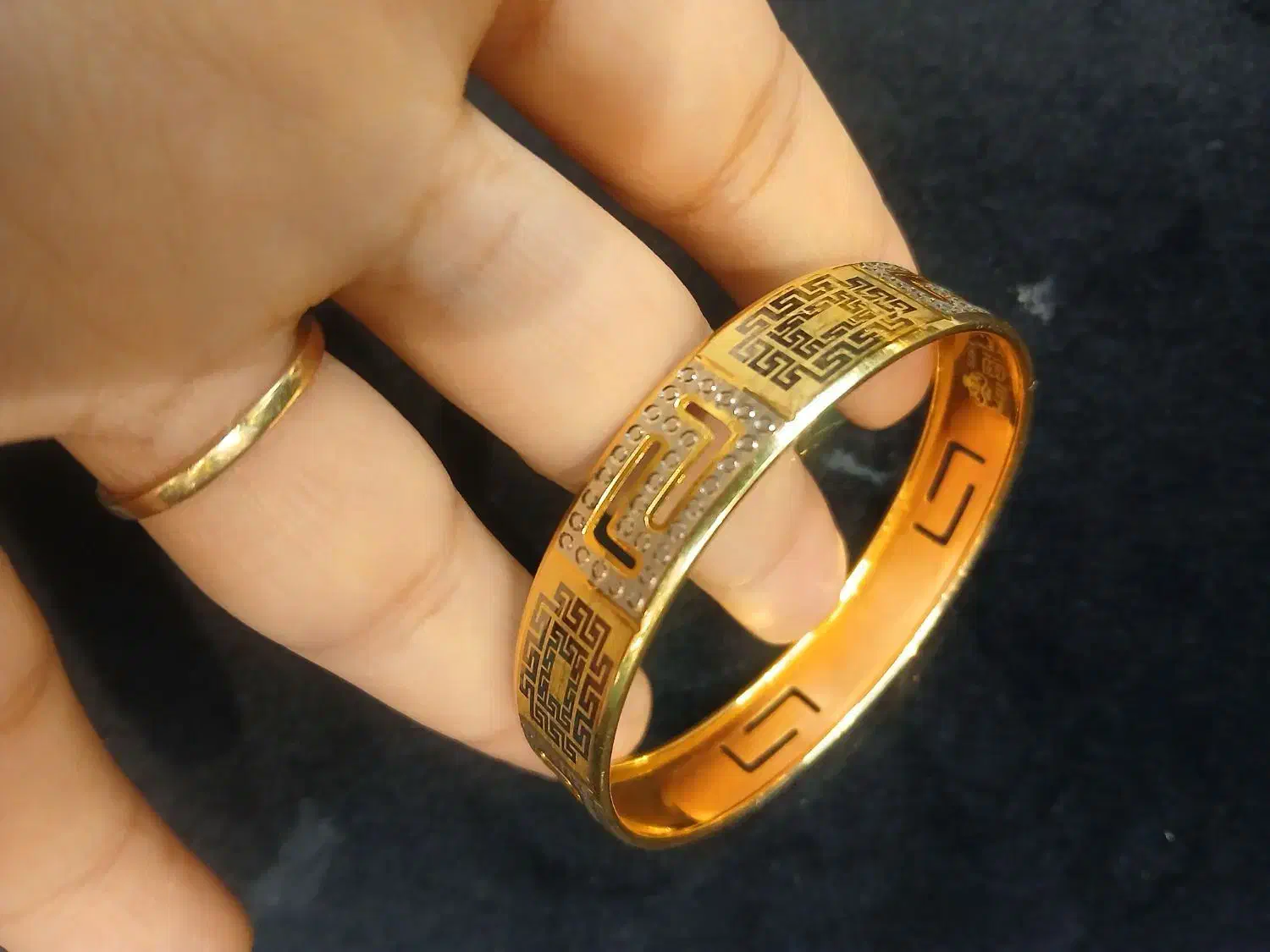 النگو شیک|جواهرات|جهرم, |دیوار