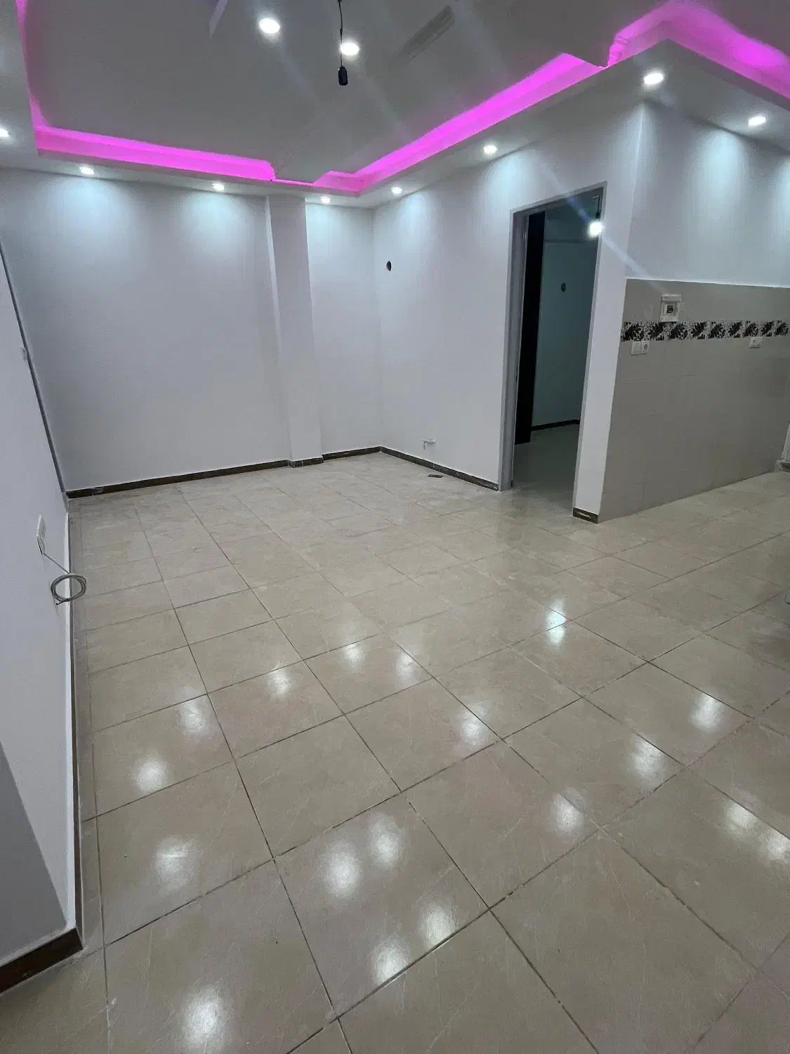 واحد همکف کرسی بلند +شیک|فروش آپارتمان|رشت, حمیدیان|دیوار