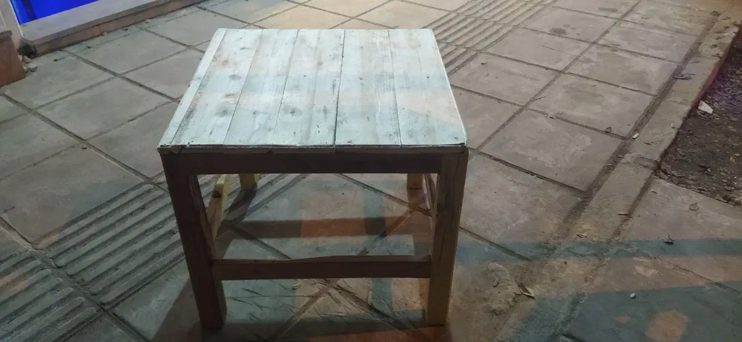 کرسی|مبلمان خانگی و میز عسلی|یزد, |دیوار