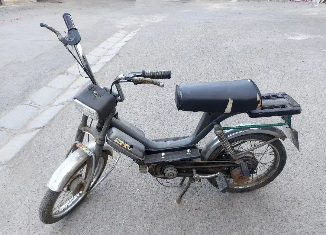 براوو تمیز کلکسیونی|موتورسیکلت|پیشوا, |دیوار