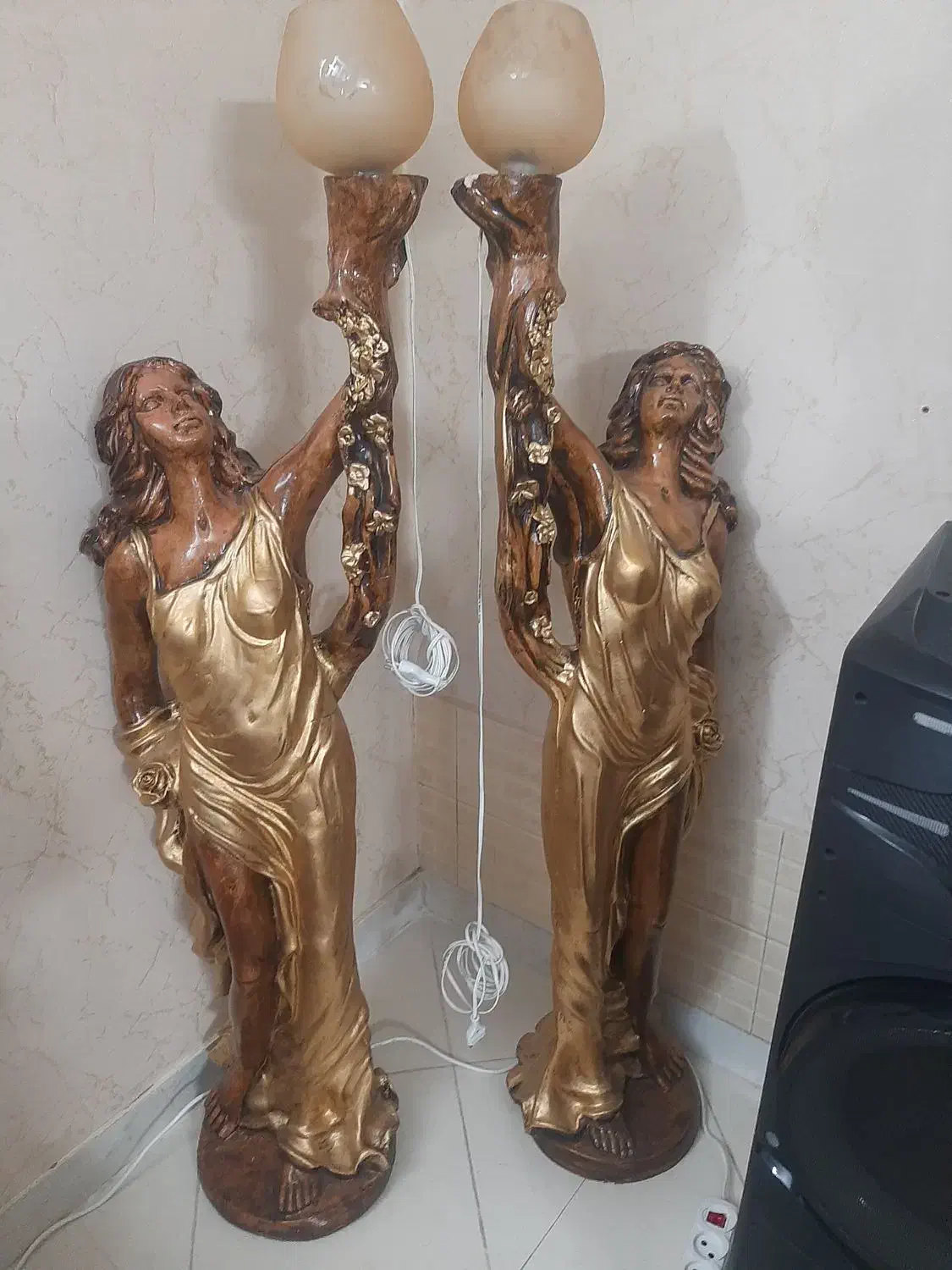 مجسمه|مجسمه، تندیس، ماکت|پاکدشت, پاکدشت (مامازند)|دیوار