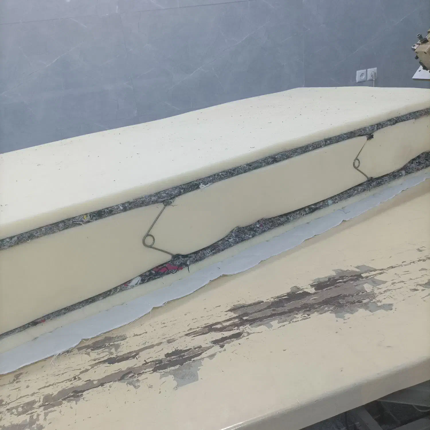 تشک تخت خواب|تشک تختخواب|قم, قلعه کامکار|دیوار