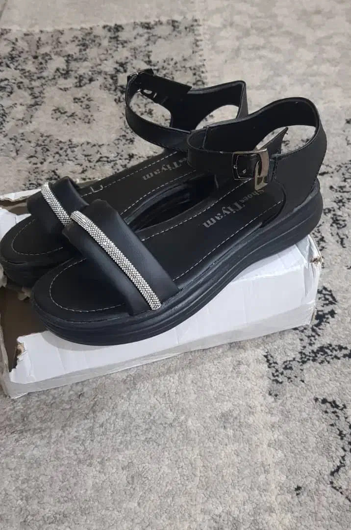 کفش مدل تابستونی شادگان سایز ۴۰ رنگ مشکی|کیف، کفش، کمربند|شادگان, |دیوار