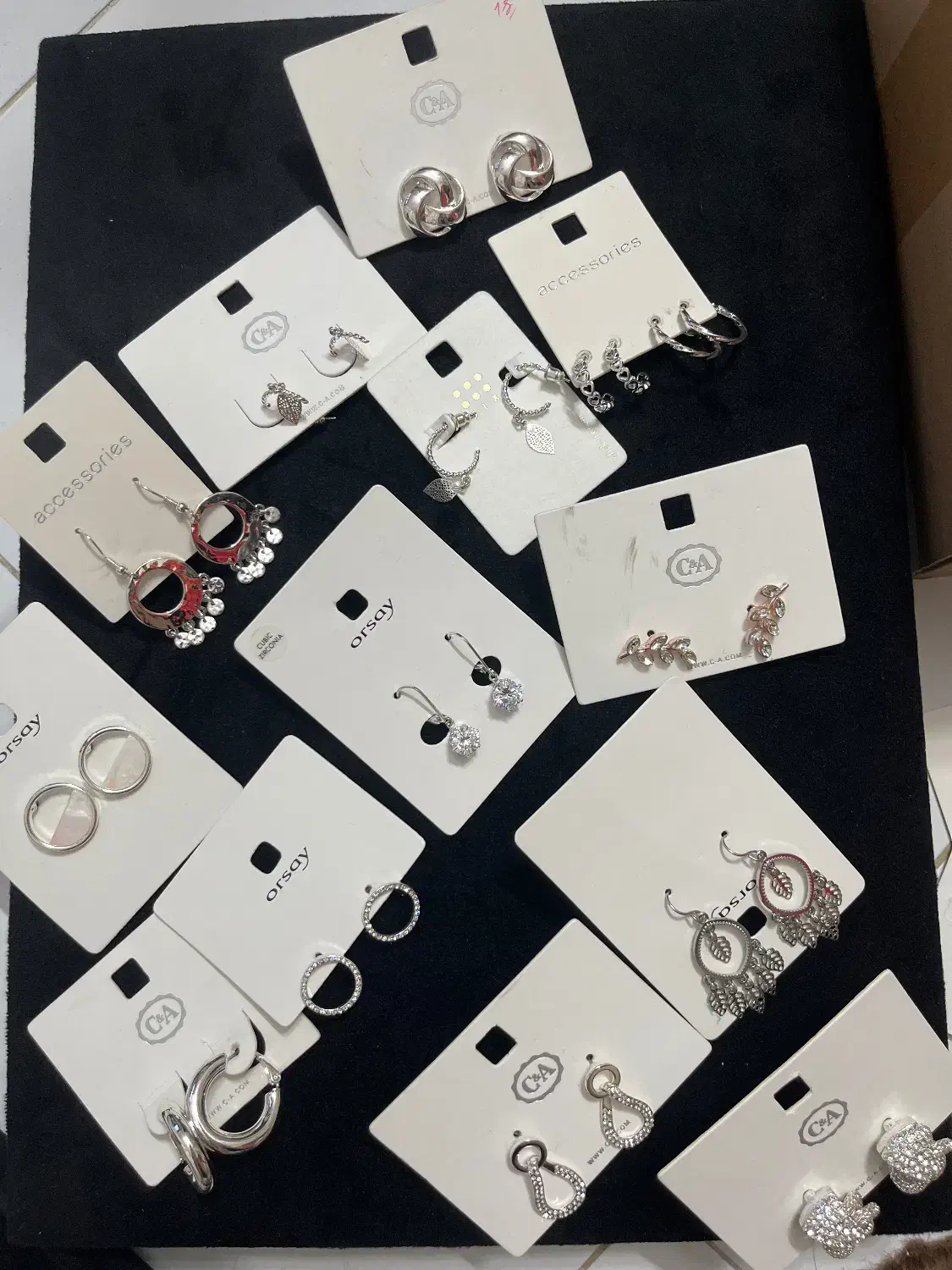 انواع گوشواره قیمت مناسب|بدلیجات|بجنورد, |دیوار