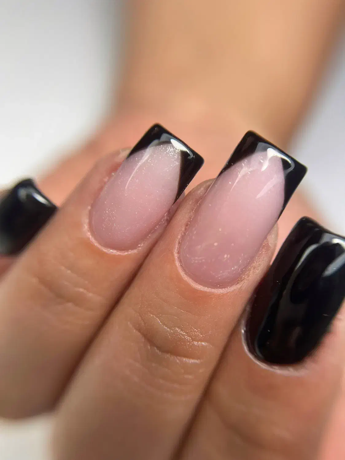 خدمات زیبایی بانوان|خدمات آرایشگری و زیبایی|بندر انزلی, معلم|دیوار