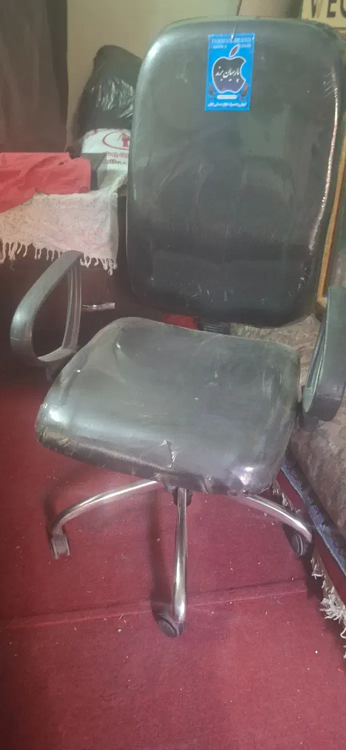 صندلی اداری نو|مبلمان اداری|فولادشهر, A4|دیوار