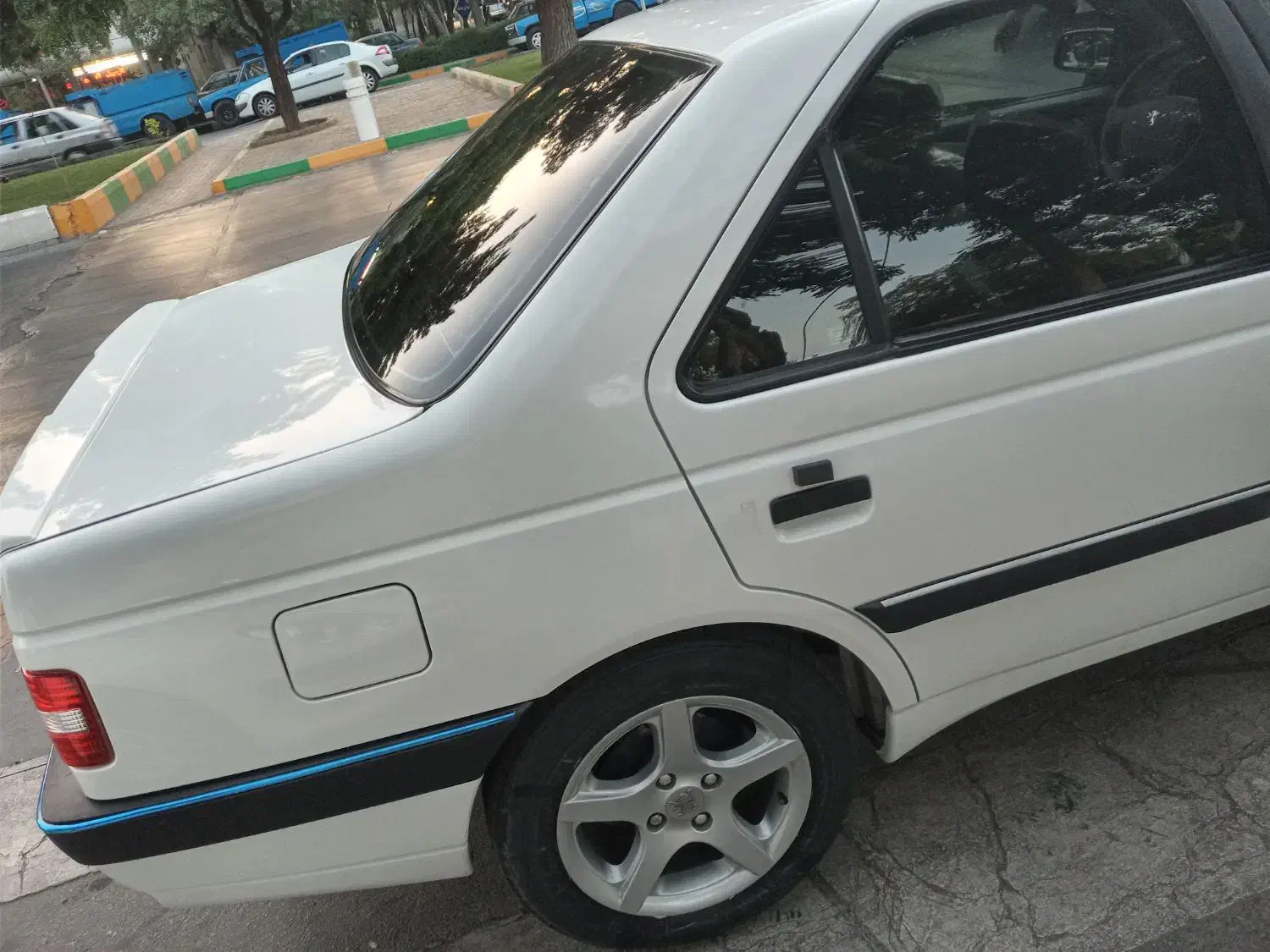 . ۴۰۵slxمدل ۹۳کم کارسالم و لاغذی|خودرو سواری و وانت|مشهد, اقبال|دیوار