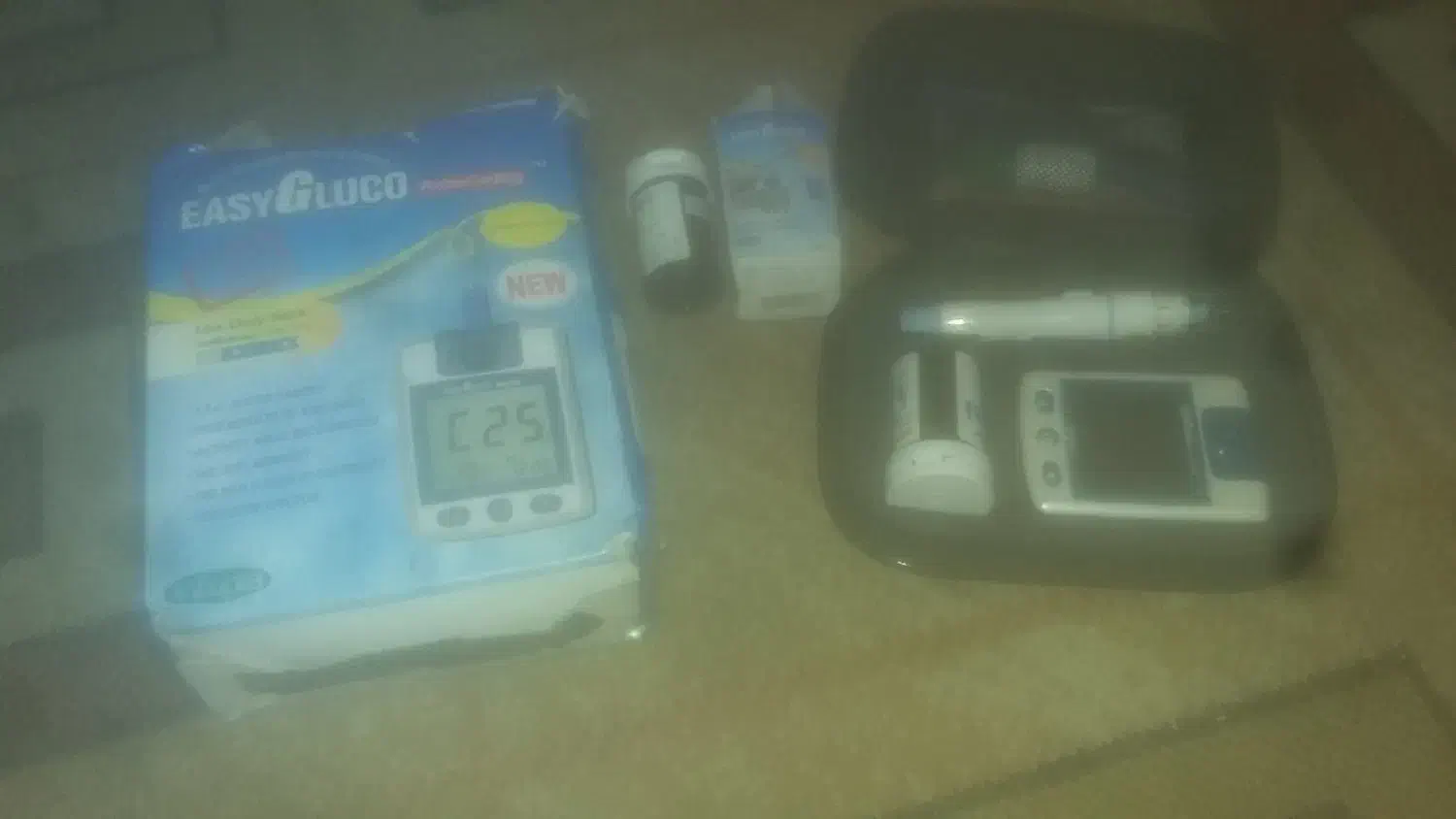 دستگاه تست قندخون|آرایشی، بهداشتی، درمانی|سربیشه, |دیوار