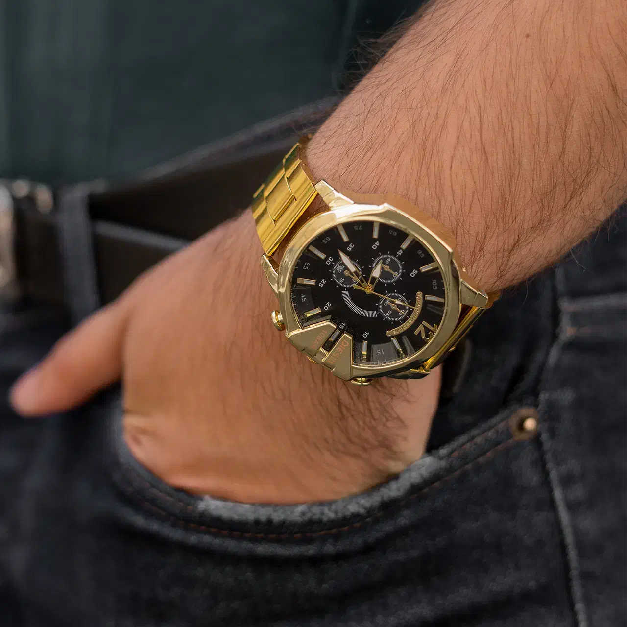 ساعت مچی مردانه طلایی صفحه مشکی|ساعت|پیشوا, |دیوار