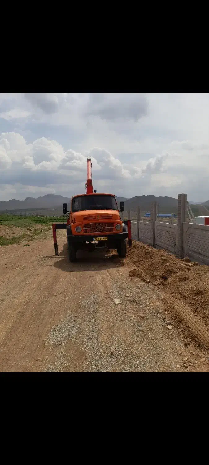 جرثقیل۹۱۱ پنجتنیونیکمدل۶۲|خودرو سنگین|شهرکرد, |دیوار