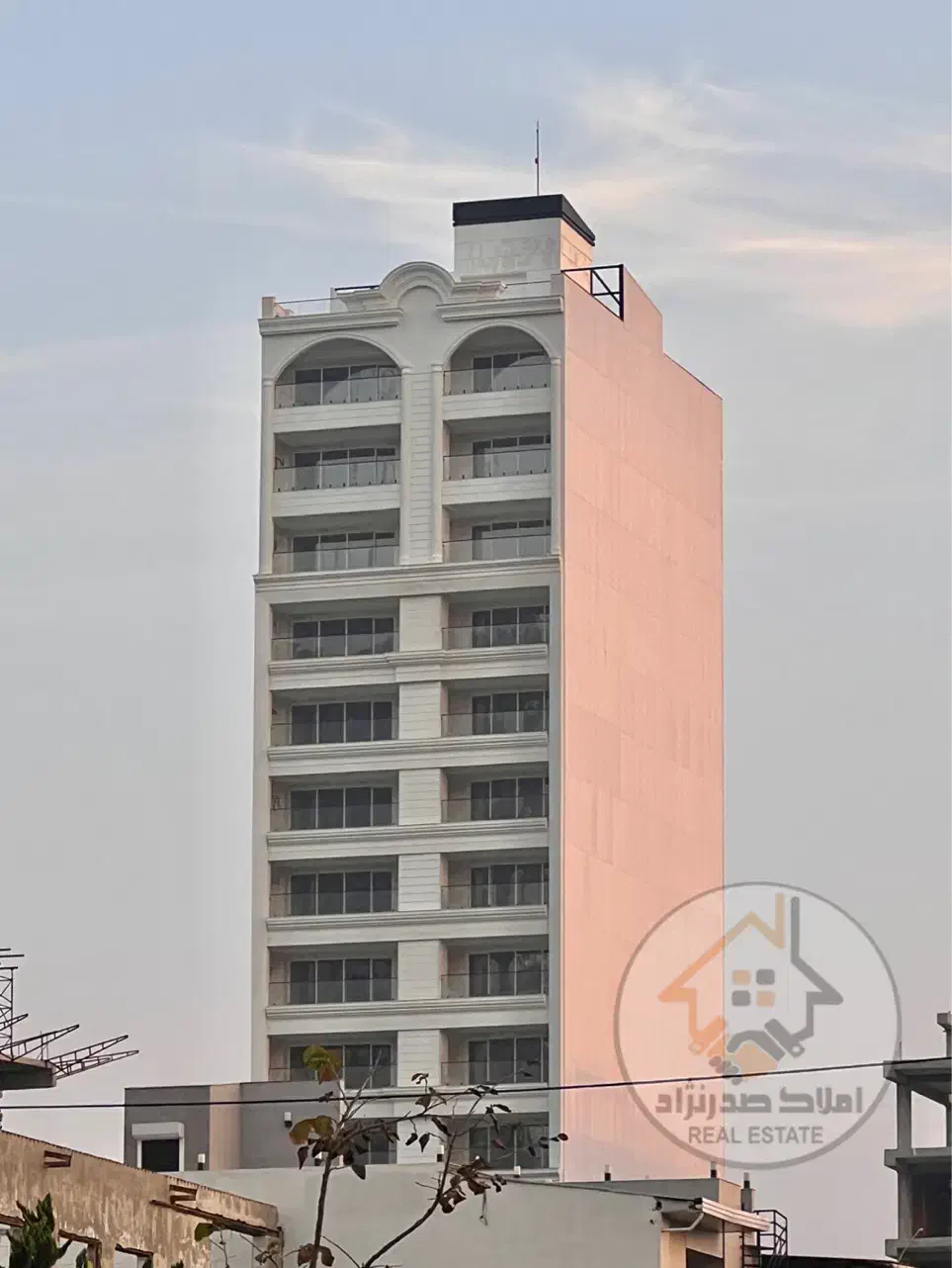 برج نوساز ۱۳۰ متری فول مشاعات شرایط ویژه|فروش آپارتمان|سرخرود, |دیوار