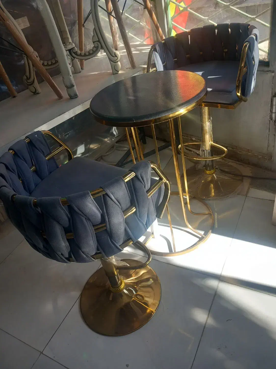 میز  ۲نفره|میز و صندلی غذاخوری|شیروان (خراسان), |دیوار