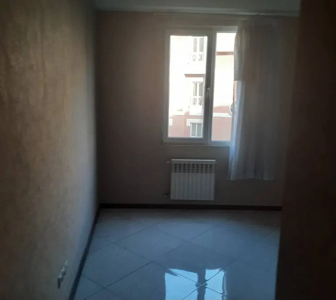 ۱۲۳ متر ۲ خواب در فاطمی، گلها