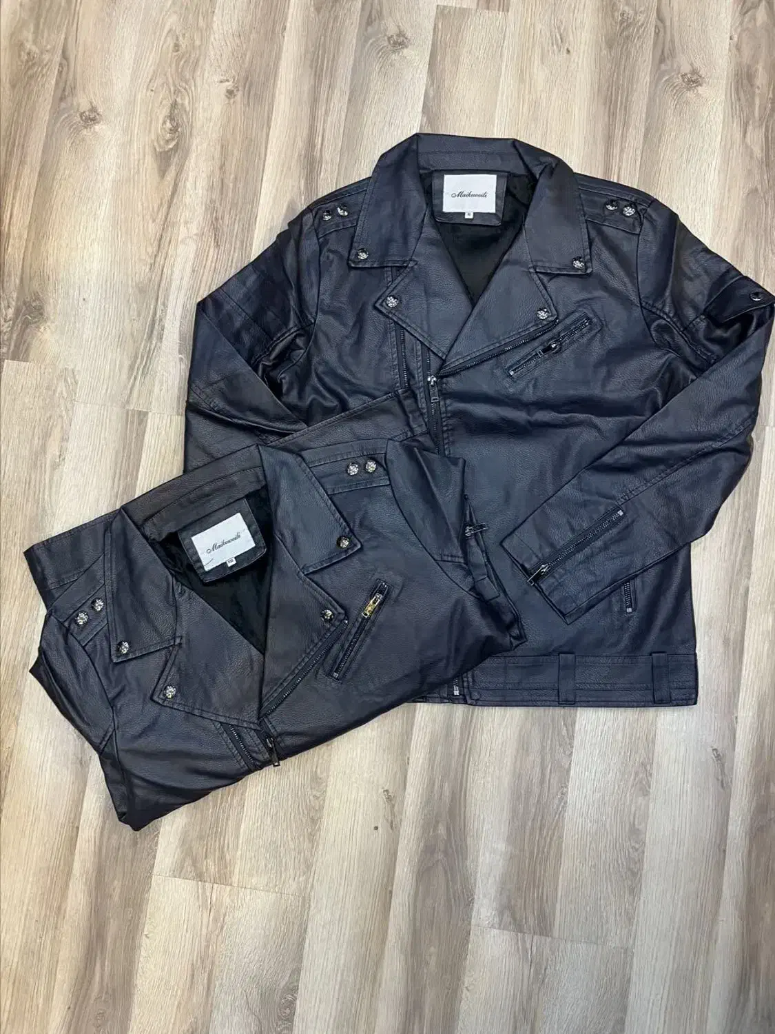 کاپشن چرم خارجی/فروش چکی بی سود برند ایرانی|لباس|قم, حاج خلیل|دیوار