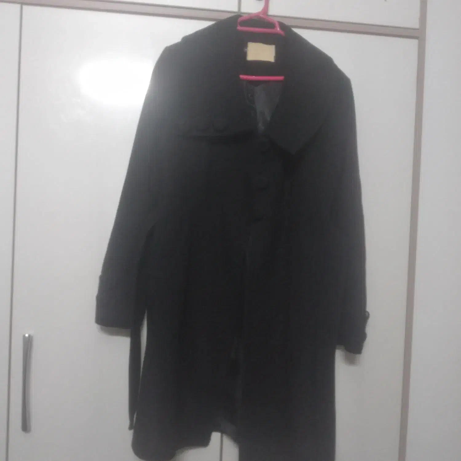 پالتو مشکی|لباس|کرمان, |دیوار