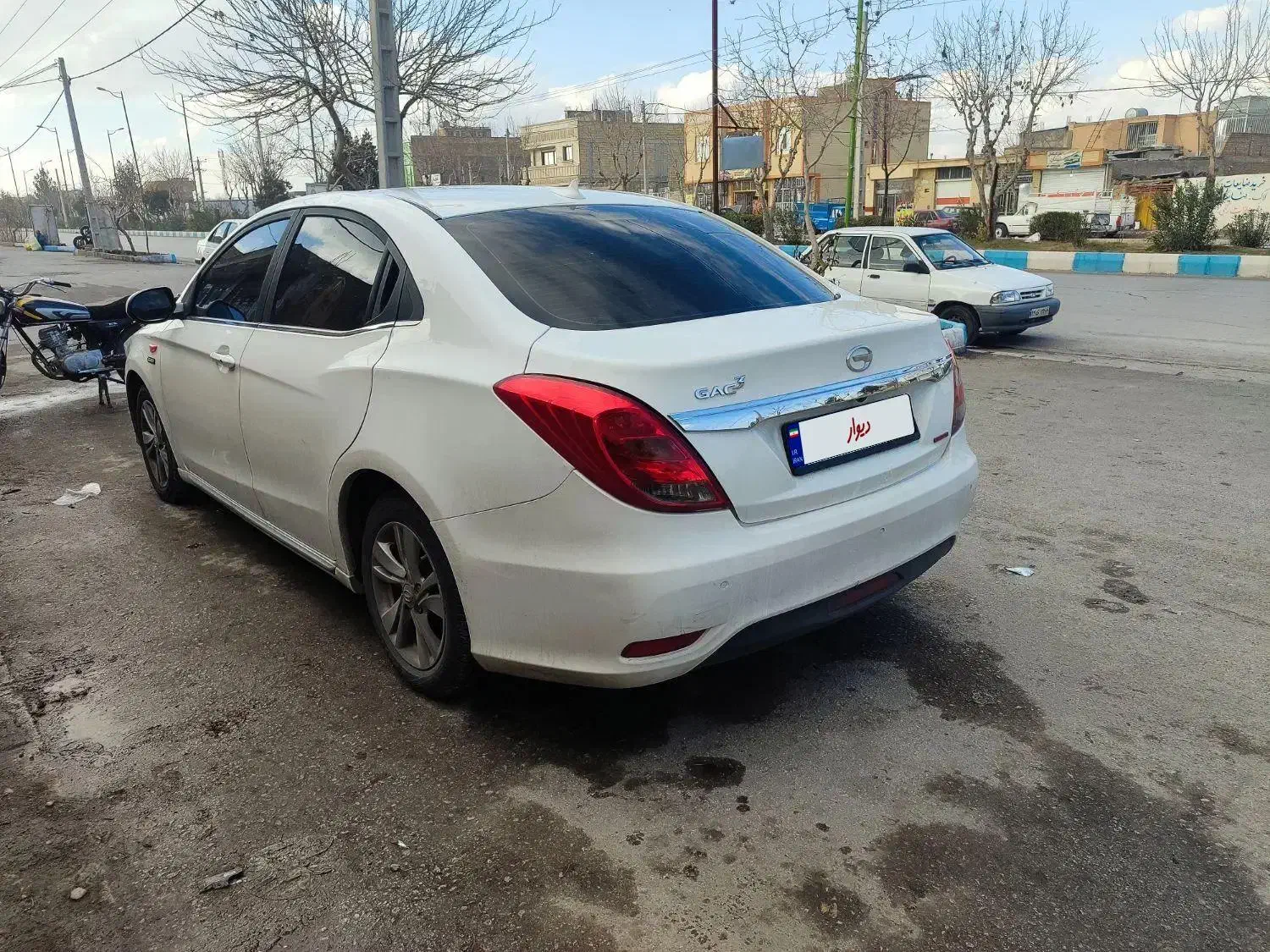 گک ۳ مدل ۲۰۱۵|خودرو سواری و وانت|لنجان, |دیوار