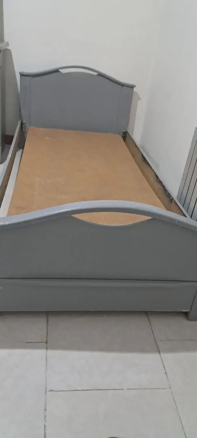 تخت چوبی یکنفره|تخت و سرویس خواب|پردیس, فاز ۱۱|دیوار