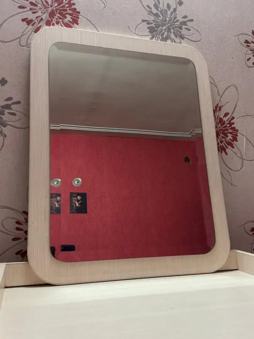 سرویس خواب|تخت و سرویس خواب|قم, سالاریه|دیوار