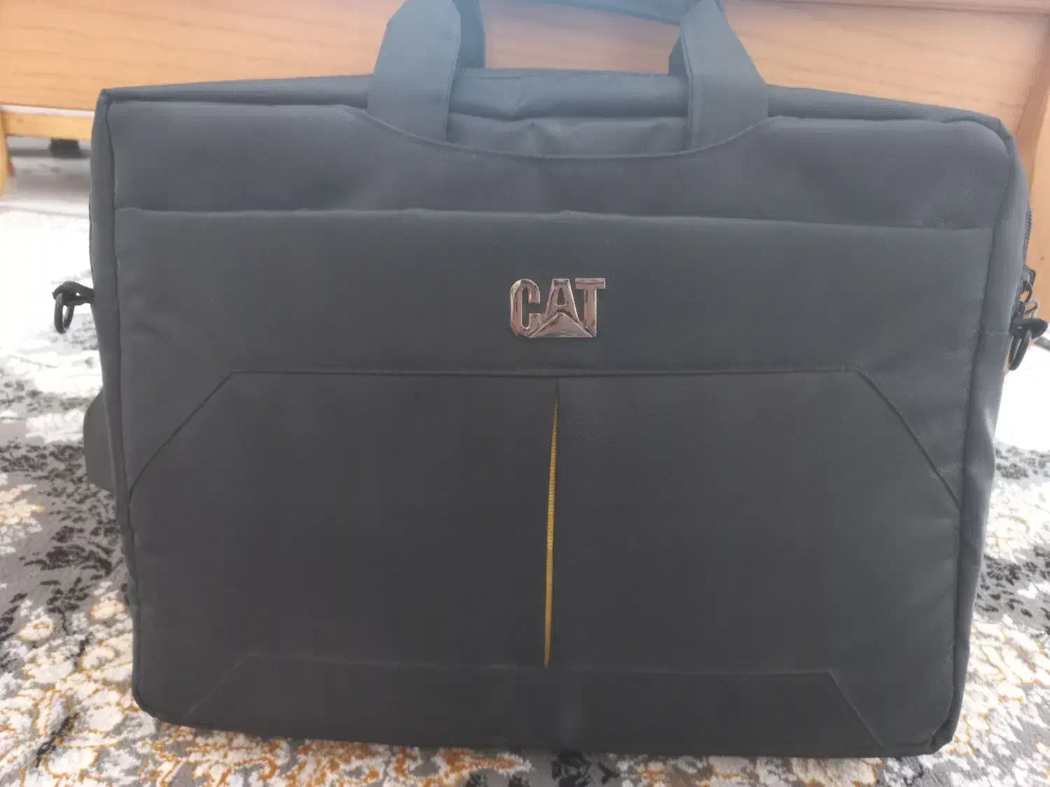 کیف لپ تاپ|کیف، کفش، کمربند|رشت, حومه رشت|دیوار