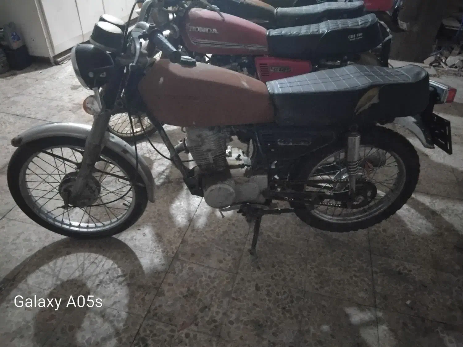 موتور هندا ۱۲۵ و ۱۵۰ مزایده سالم موتور روشن|موتورسیکلت|تبریز, |دیوار