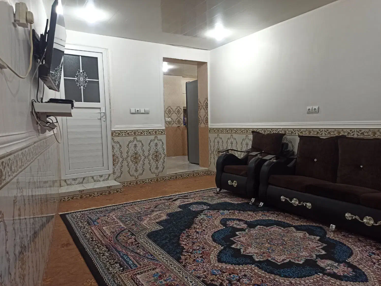 سوئیت ویلایی یک خوابه با پارکینگ|اجارهٔ کوتاه‌مدت آپارتمان و سوئیت|درگهان, |دیوار