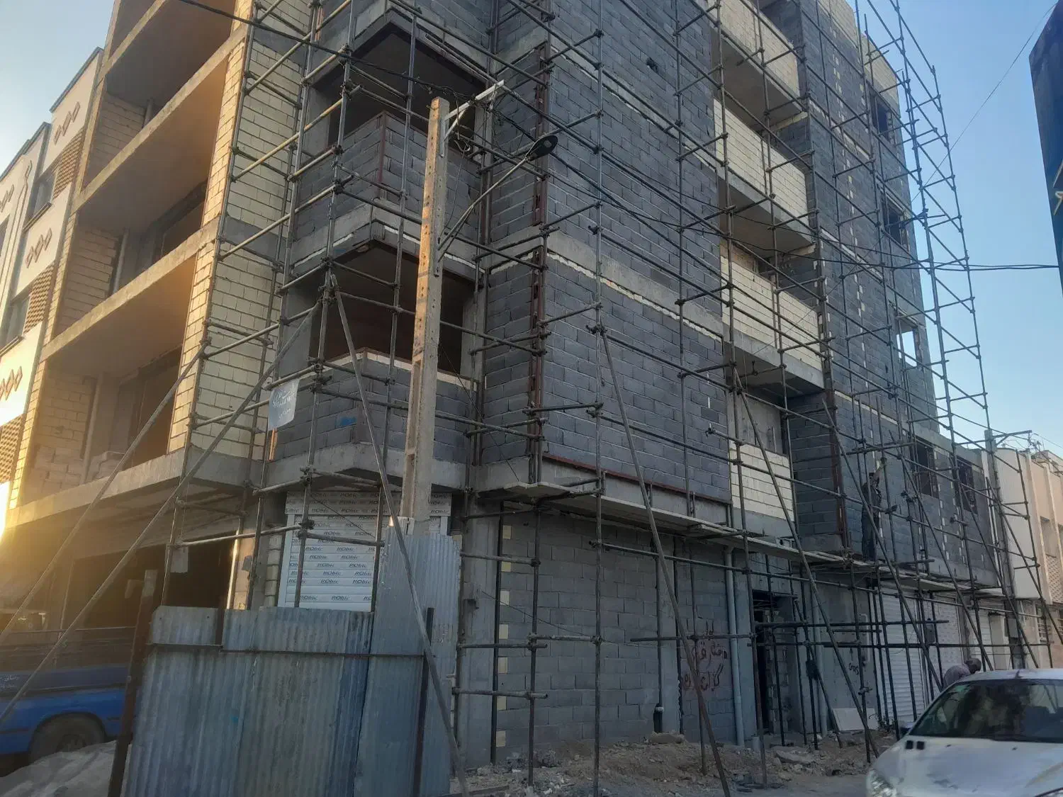 داربست فلزی عمارت مردانی|خدمات پیشه و مهارت|شهرکرد, |دیوار
