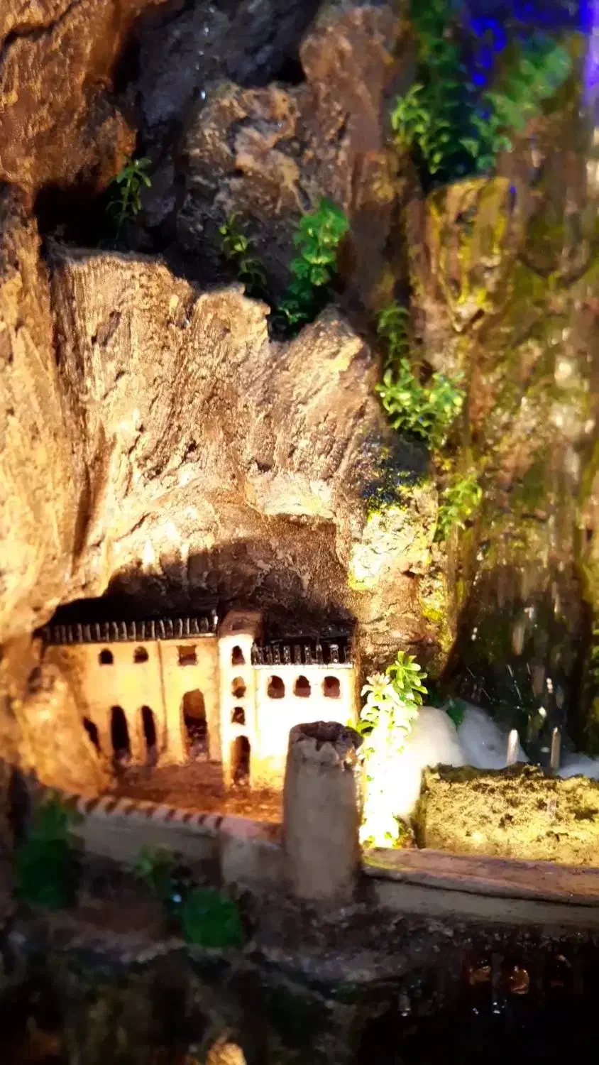 آبنمای سالنی دو تکه سبک و مقاوم|مجسمه، تندیس، ماکت|شیراز, دودمان|دیوار