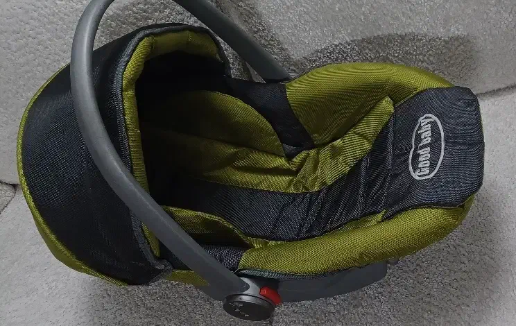 کریر و کاپشن کودک|اسباب و اثاث بچه|گرمسار, |دیوار