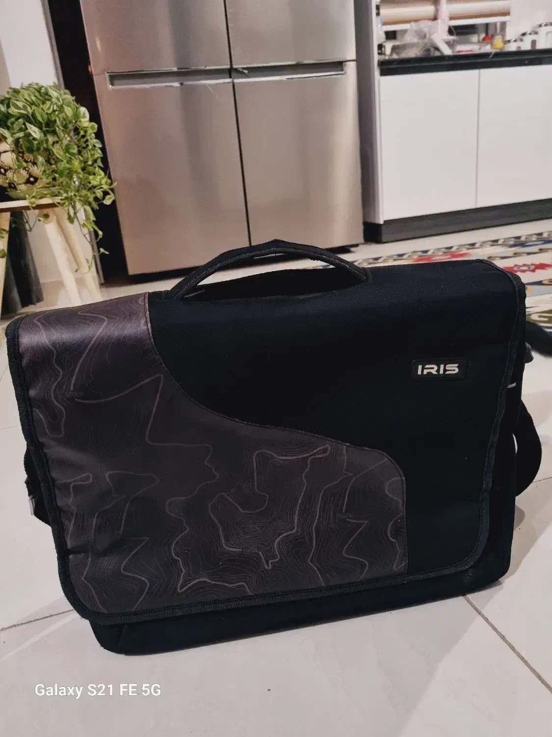 کیف لب تاب|کیف، کفش، کمربند|الوند, |دیوار