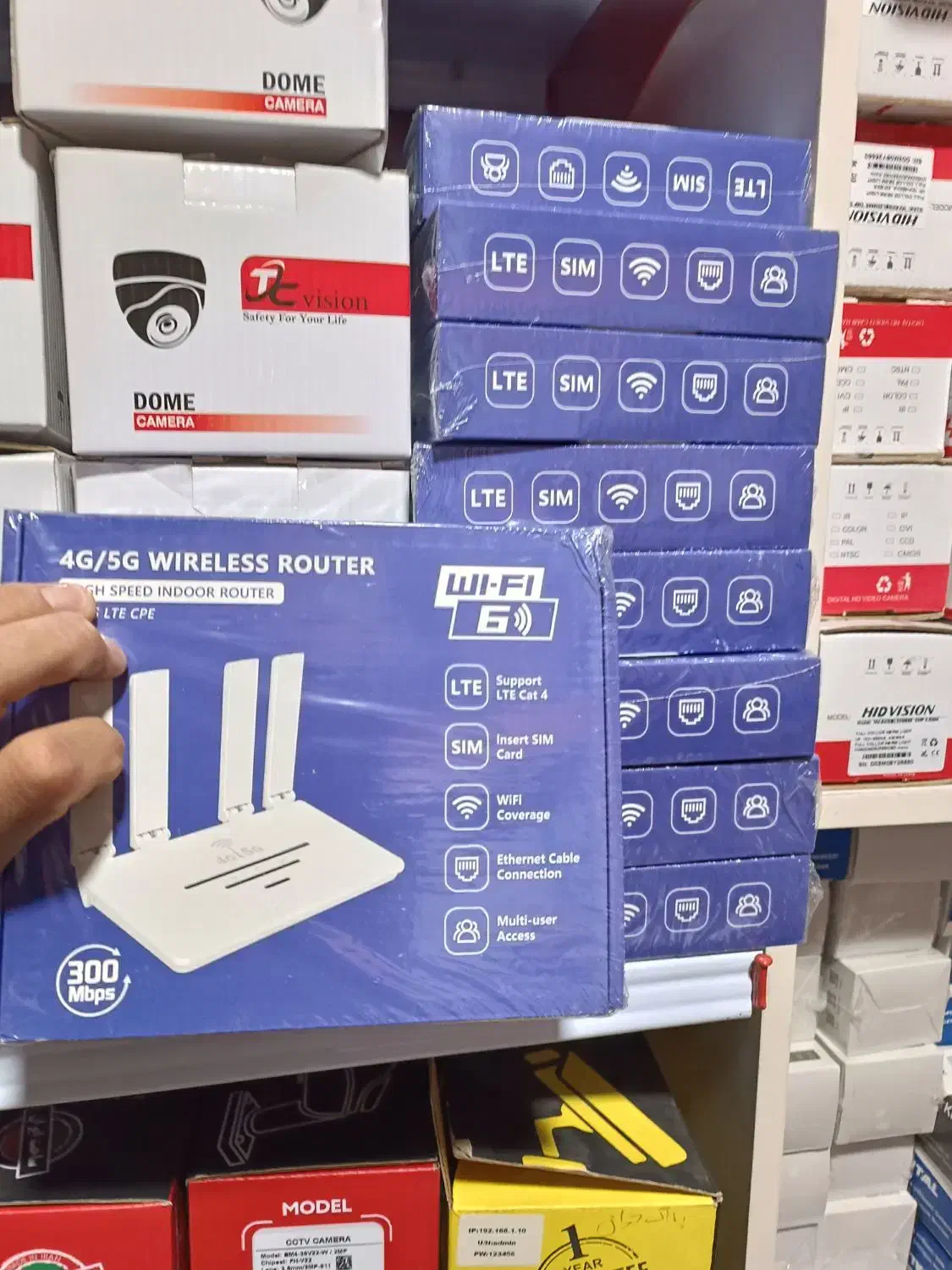 مودم آنلاک ساپورت تمامی سیمکارتها|مودم و تجهیزات شبکه|ارومیه, |دیوار