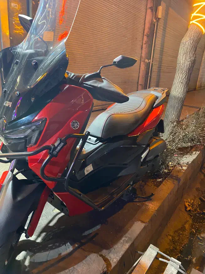 یاماها ان مکس نیو مدل ۱۴۰۴|موتورسیکلت|تهران, صد دستگاه|دیوار